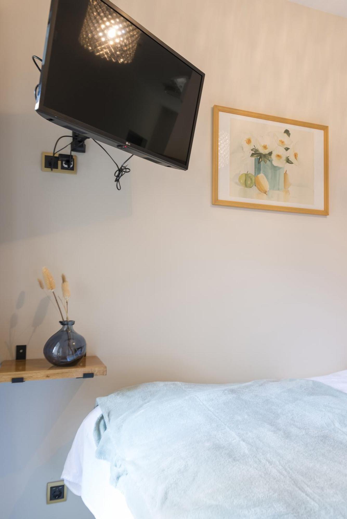 Апартаменты Hotspot Location, Wifi, Bed En Koffie Harmony Тилбург Экстерьер фото