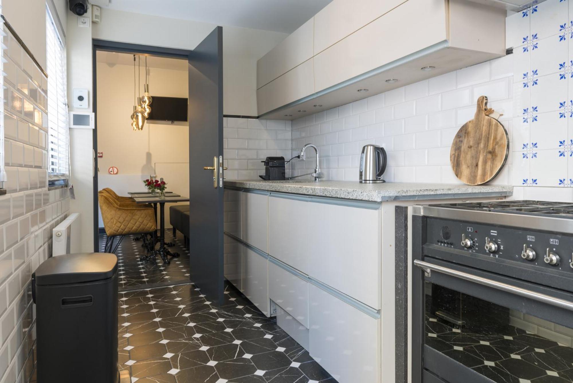 Апартаменты Hotspot Location, Wifi, Bed En Koffie Harmony Тилбург Экстерьер фото