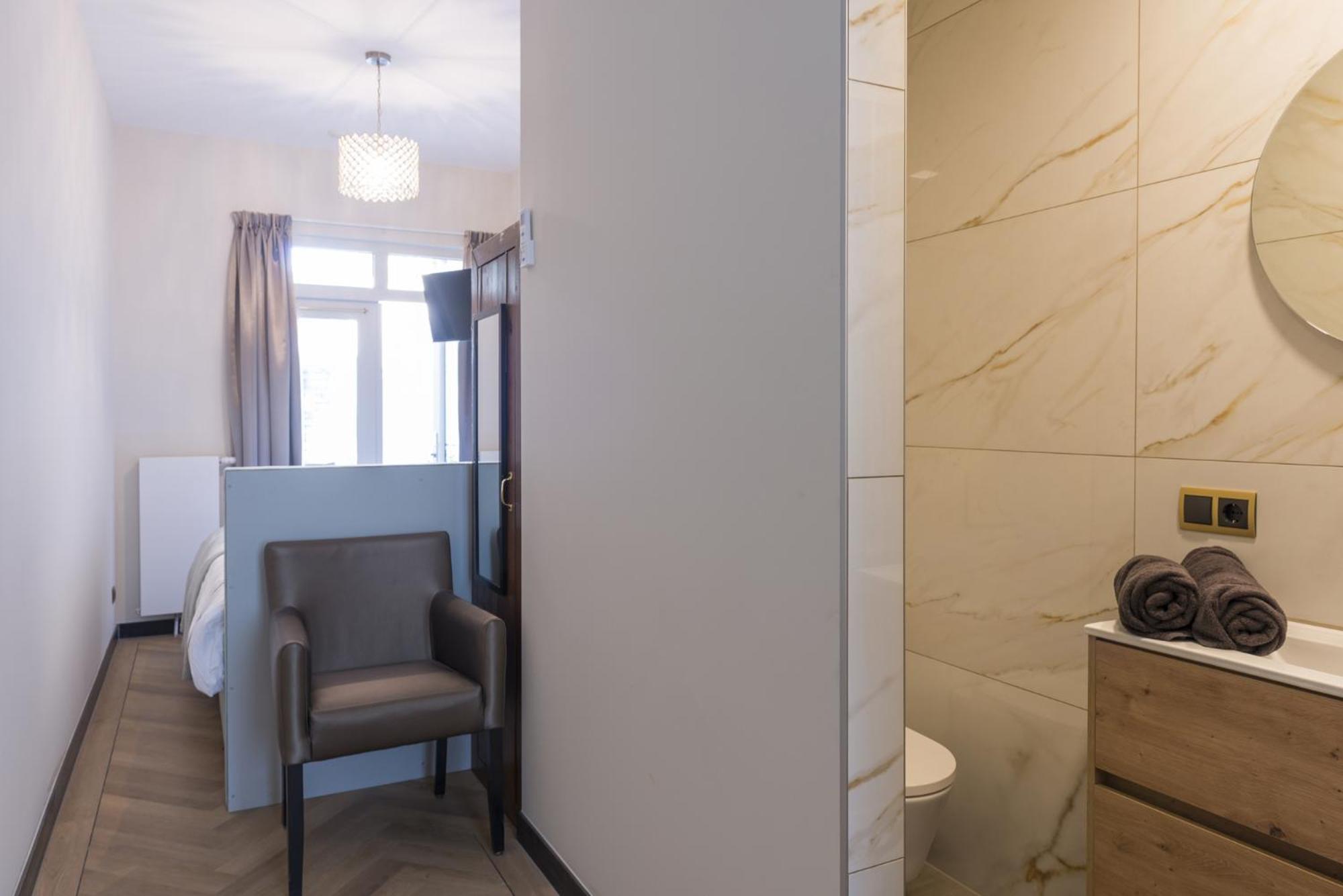 Апартаменты Hotspot Location, Wifi, Bed En Koffie Harmony Тилбург Экстерьер фото